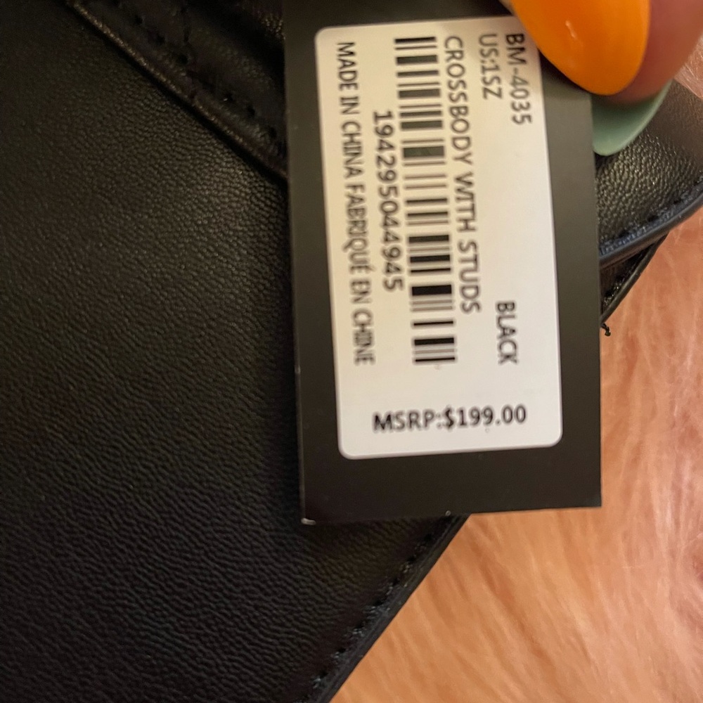 Badgley M black purse - Picture 4 of 5